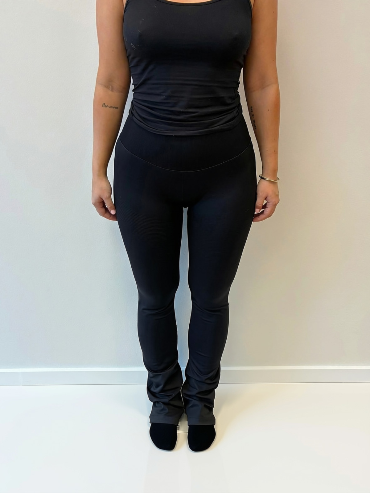 Model: Mathilde, 23 yrs, 173 cm, W:75cm, H:107cm, wears M